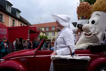 kommt
